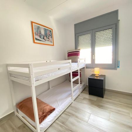 Sol Playa Piscina Apartment Empuriabrava Exterior photo